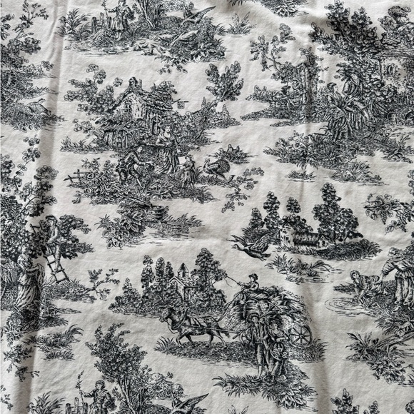 Waverly Garden Room Black and White Toile Print Tablecloth - Picture 8 of 10
